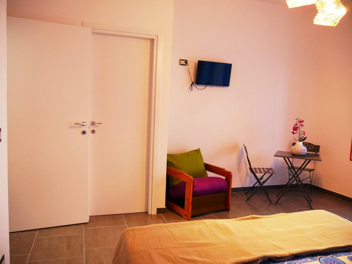 Bed and Breakfast Casa Namasté Lecce Exterior foto